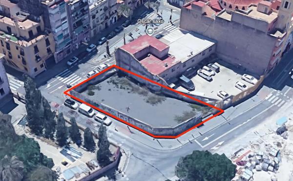 Terreno en calle Costera de la Fàbrica, 2