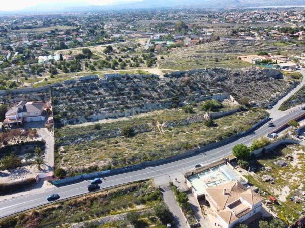 Terreno en carretera Villafranqueza