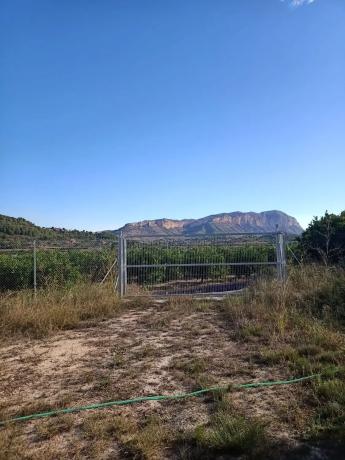 Terreno en camino del Xari s/n