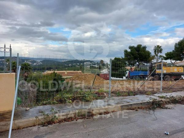 Terreno en calle Rosa Bonheur