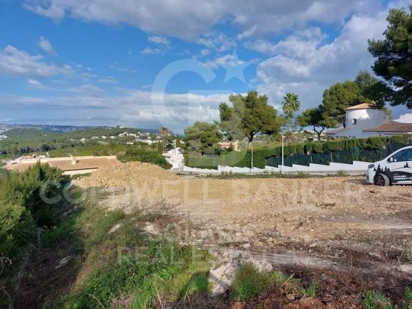 Terreno en calle Rosa Bonheur