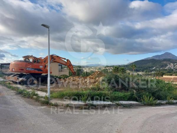 Terreno en calle Rosa Bonheur