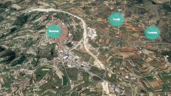 Terreno en calle de Santa Anna