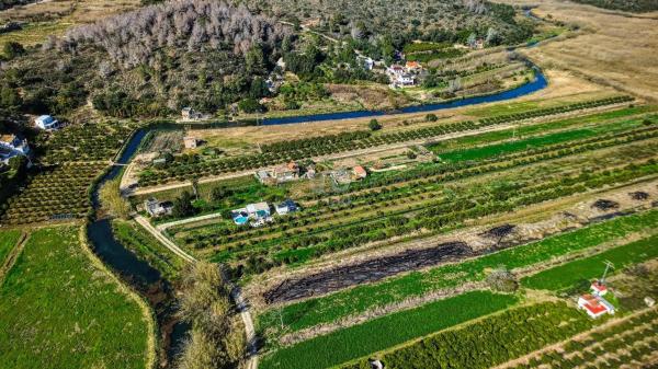 Terreno en calle Major, 8