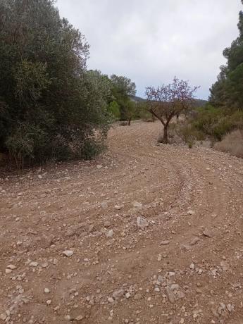 Terreno en via sense nom s/n