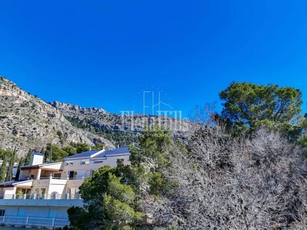 Terreno en calle Principal de la Serra