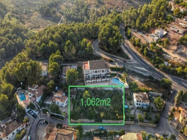 Terreno en Urbanizacion Village