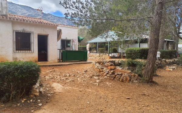 Terreno en poligono 4 parcela 77 s/n