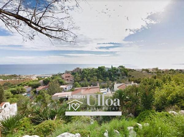 Terreno en calle Marbella