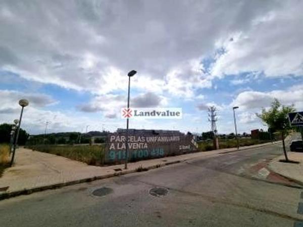 Terreno en calle Florencia