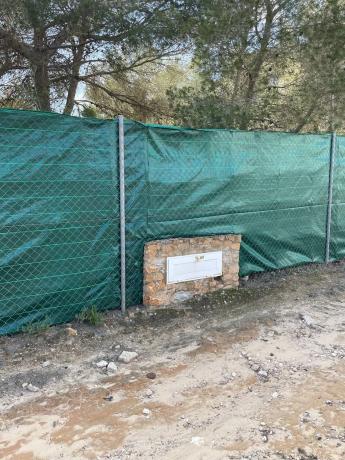 Terreno en calle Avestruz, 154