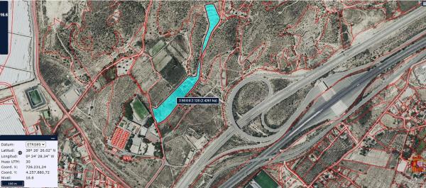 Terreno en calle de les Coves de Mateu, 17