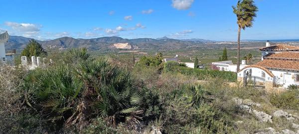 Terreno en calle los Geranios, 48