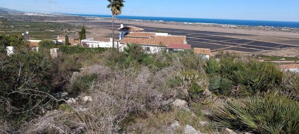 Terreno en calle los Geranios, 48