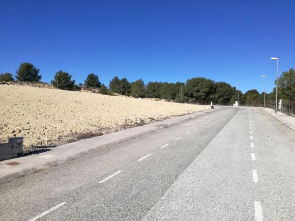 Terreno en calle Piramides, 42