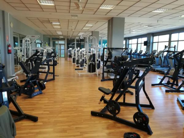 Terreno en calle Piramides, 42