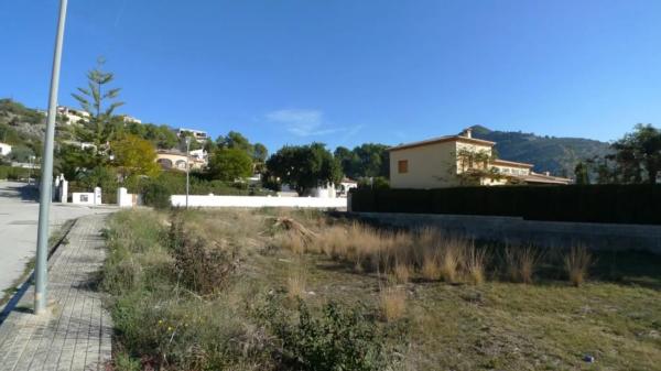 Terreno en Alcalalí