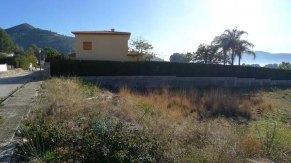 Terreno en Alcalalí