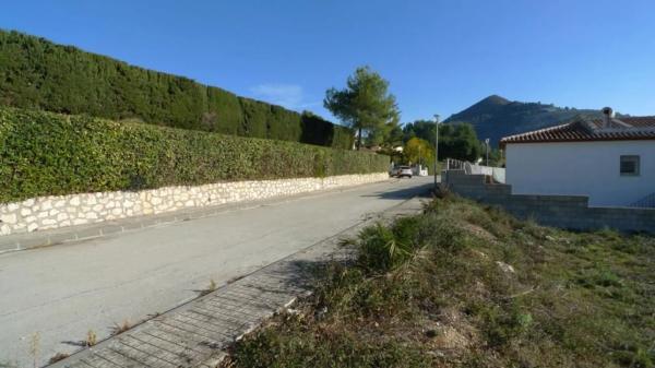 Terreno en Alcalalí