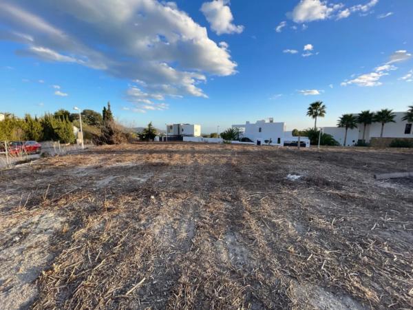 Terreno en calle Pozoblanco
