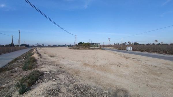 Terreno en Barrio Portes Encarnades-Torreta-Portalada