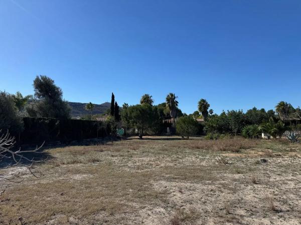 Terreno en calle Lago Aral