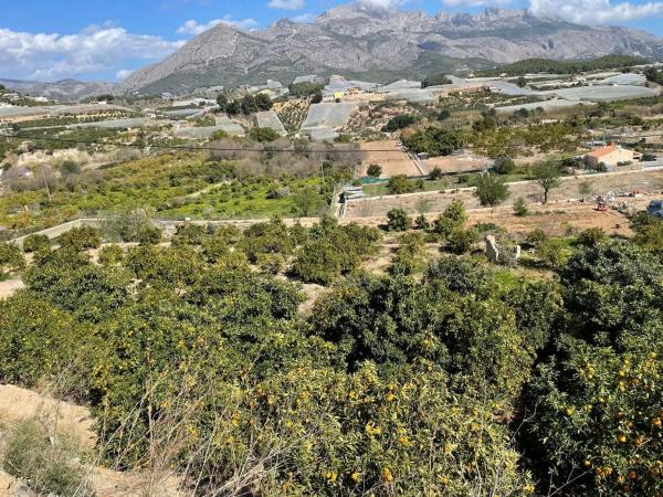 Terreno en La Nucia Pueblo