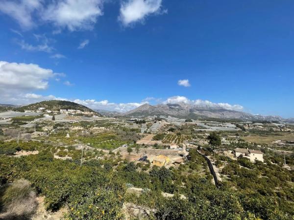 Terreno en La Nucia Pueblo