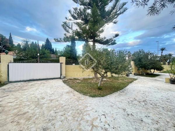 Terreno en calle Font del Realet