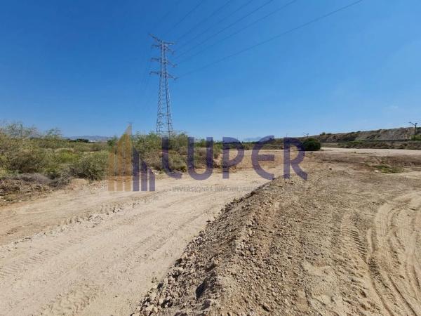 Terreno en Barrio Ciudad de Asís - Font-Calent - El Bacarot
