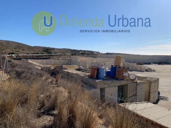 Terreno en alto Partida Torrellano