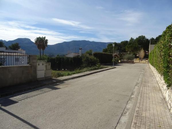 Terreno en Alcalalí