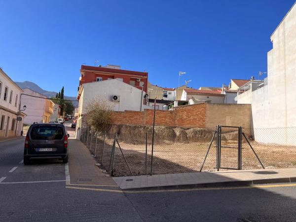 Terreno en calle Palacio, 6