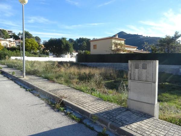 Terreno en Alcalalí