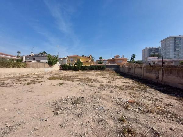 Terreno en Barrio Ciudad Jardín