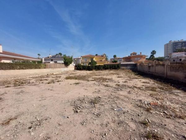 Terreno en Barrio Ciudad Jardín