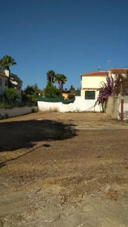 Terreno en calle Antonio Machado