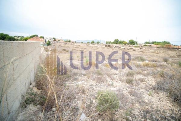 Terreno en Los Girasoles