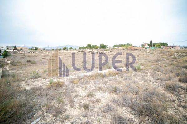 Terreno en Los Girasoles