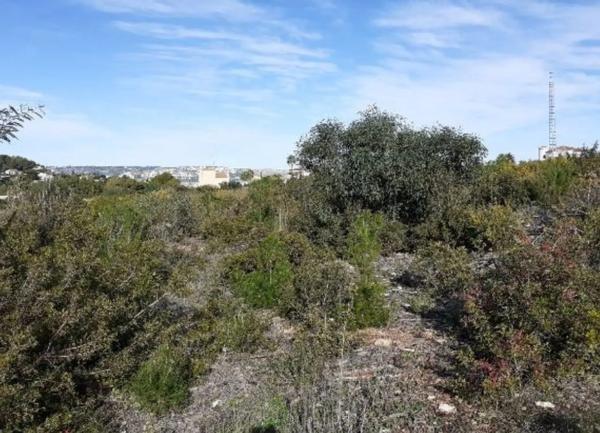 Terreno en calle Jean Ingres