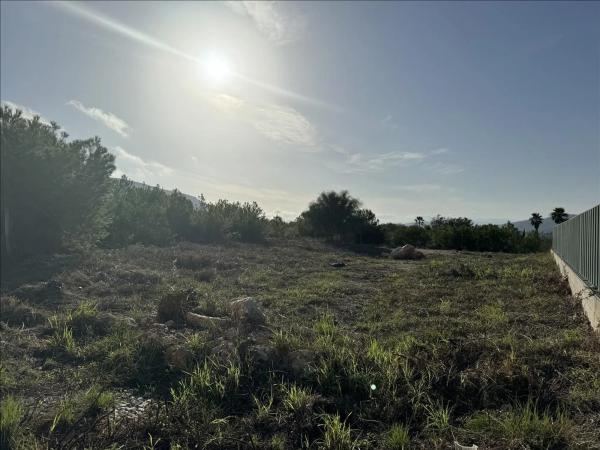 Terreno en calle Jean Ingres