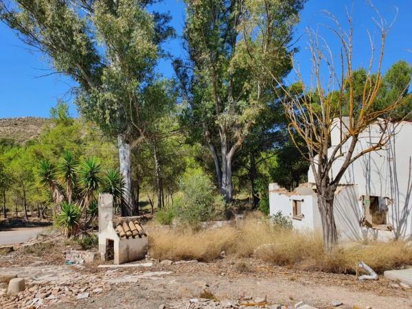 Terreno en plaza Poligono 2, 23