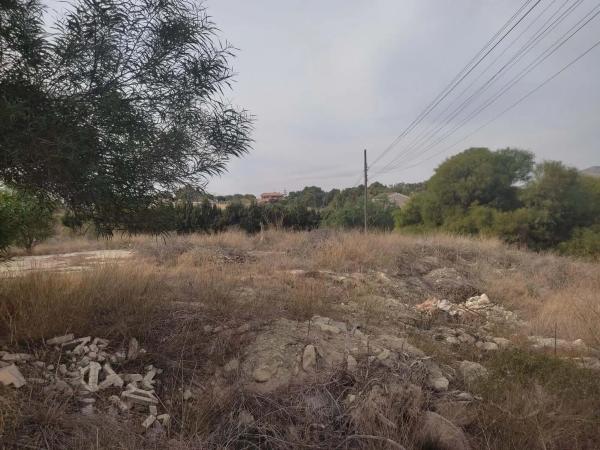 Terreno en calle Serrania Rebolledo