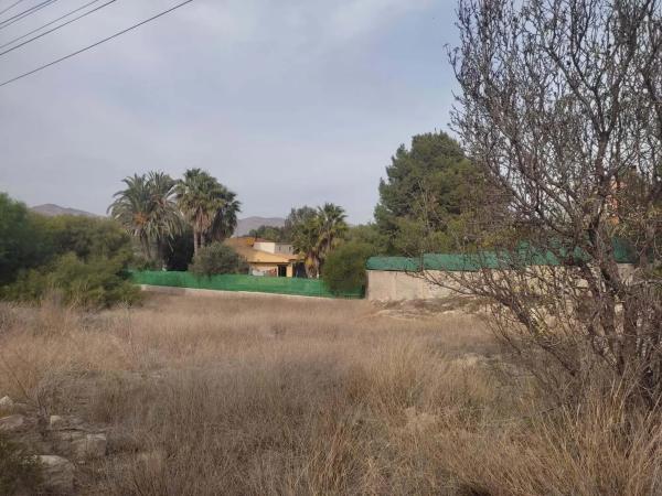 Terreno en calle Serrania Rebolledo