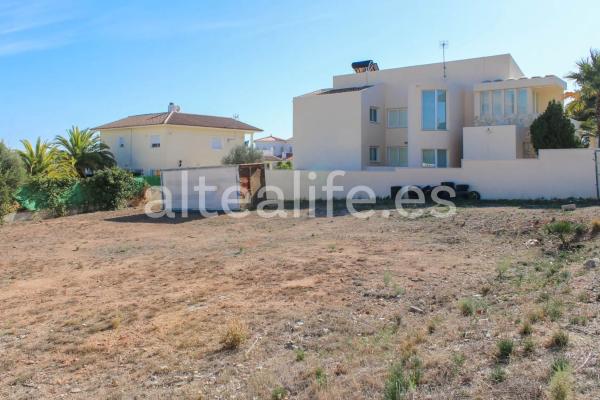 Terreno en calle Berlin