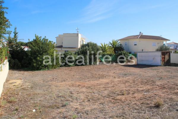 Terreno en calle Berlin