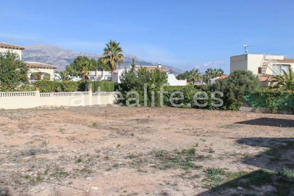 Terreno en calle Berlin