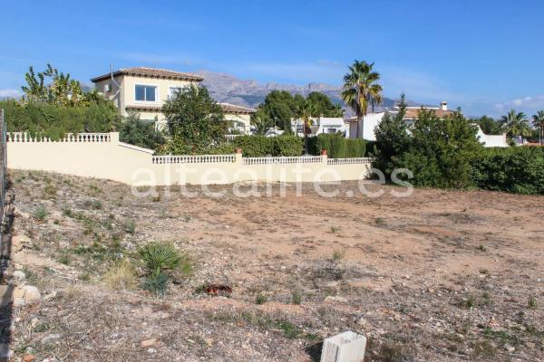 Terreno en calle Berlin