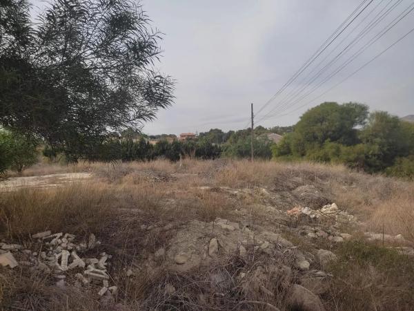 Terreno en calle Arenal