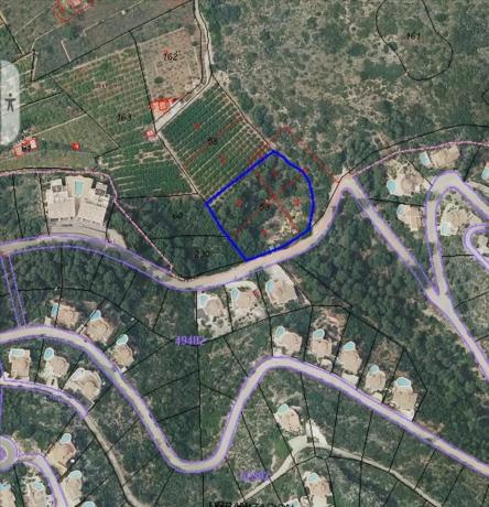 Terreno en avenida Monte Pego-Dénia